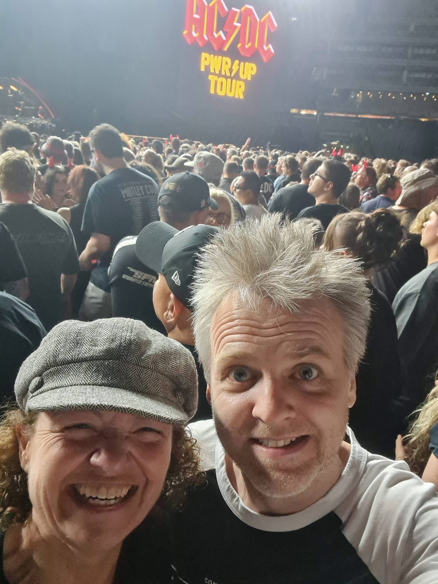 AC/DC — November 2025 — photo 3