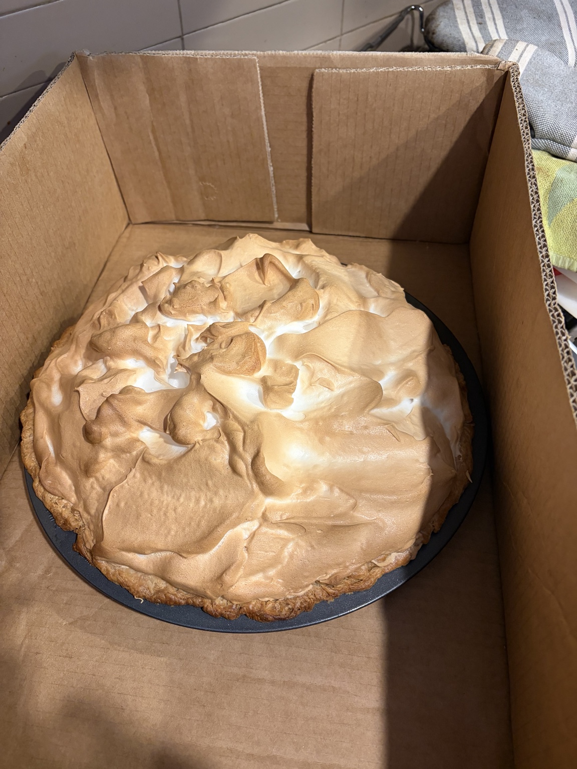 Meringue pie, ready to share